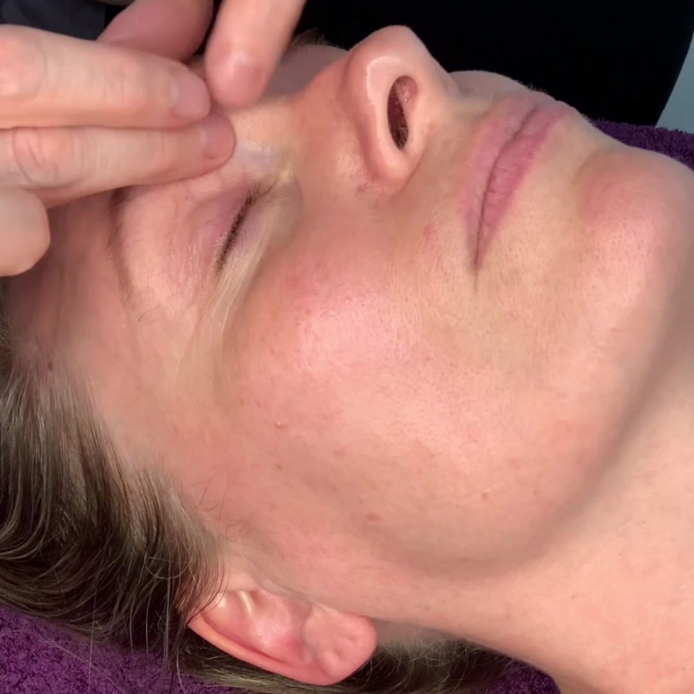 Facial Lift Massage by Jo Hannan